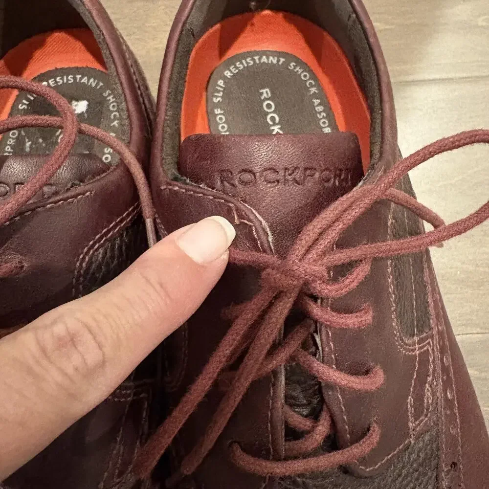 Rockport Shoes Mens Size‎ 9.5 Burgundy Waterproof Slip Resistant Leather Wingtip